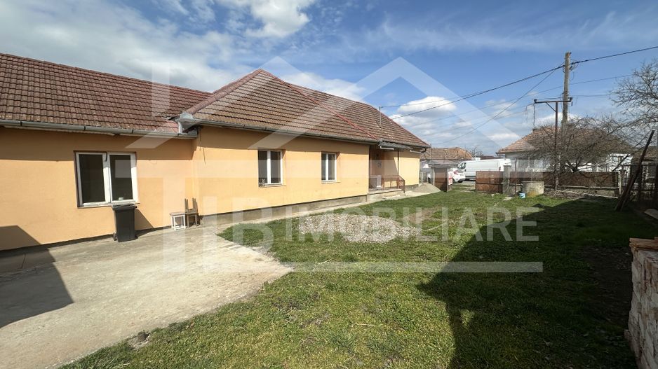 Casa individuala de vanzare, 107mp, 645mp teren, Zona Santana de Mures - Poză 3