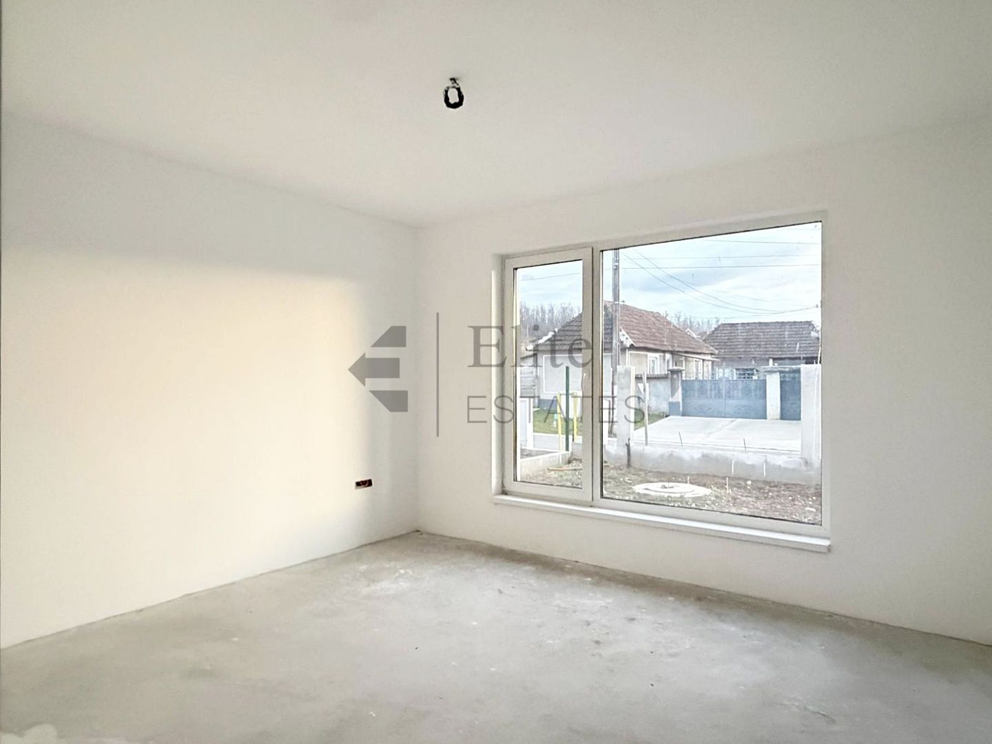 Casa noua cu 4 camere la 6 km de Oradea - Poză 8