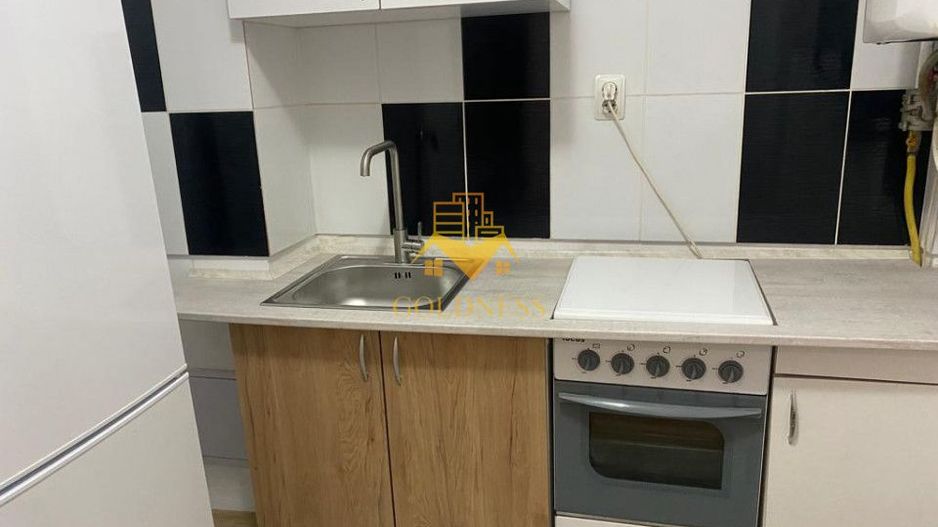 2 camere open space, Parcare, Zona Borhanci, Profi, Istvan Bocksai - Poză 5