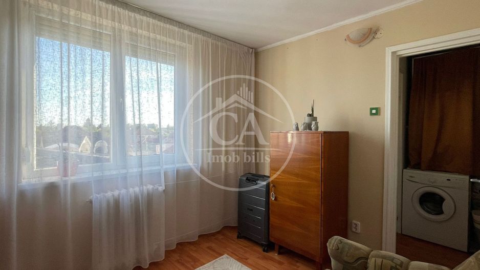 Apartament de vânzare cu 2 camere în zona Velența, Oradea - Poză 4