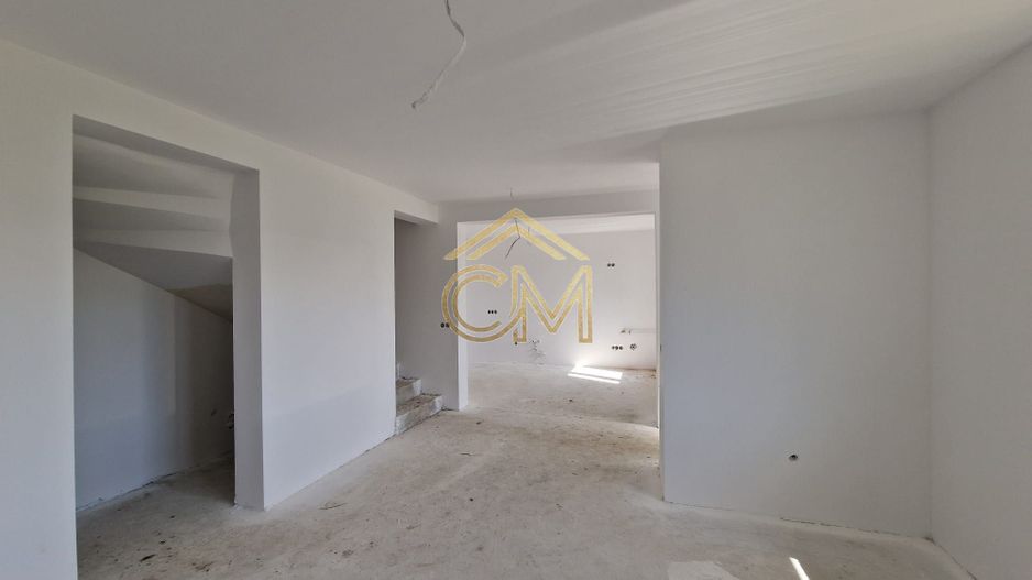 Quadruplex 4 Camere / 82MPU / Terasa / 170MP Curte - Poză 2