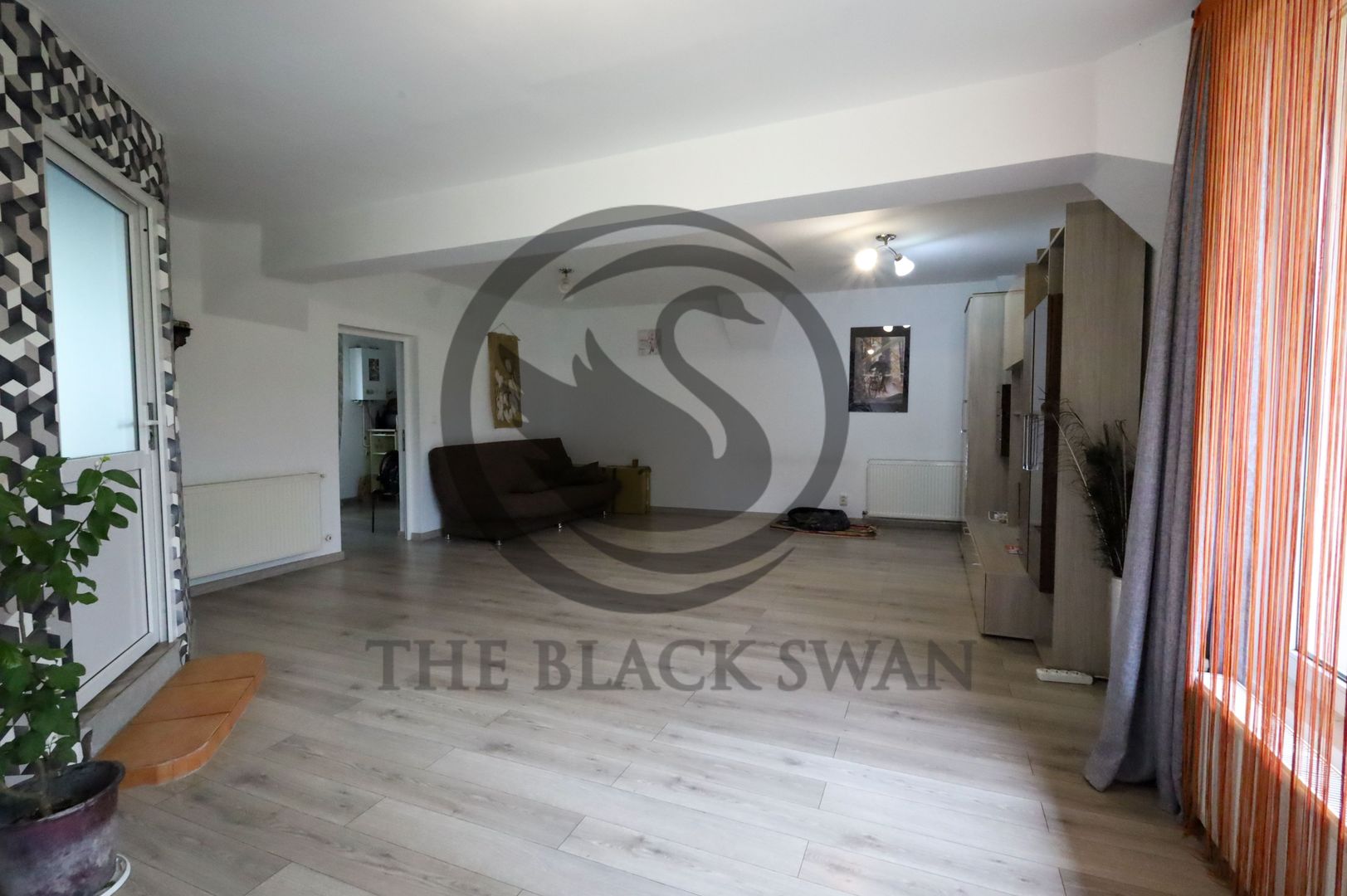 Casa de vanzare 12 camere | 2 constructii - Business, Rezidential | PH - Poză 19