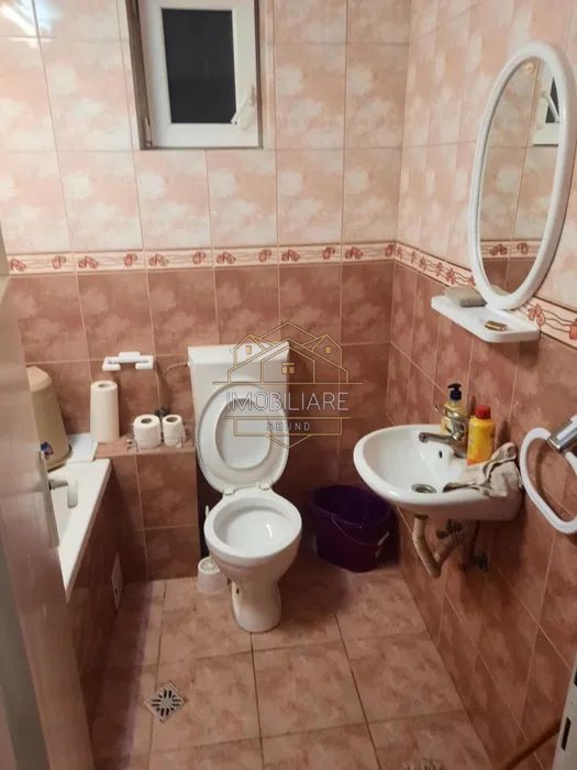 Apartament cu 3 camere de închiriat în zona Centrală - Poză 8