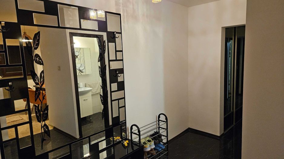 Apartament 3 camere, Modern, Parcare Privata - Renovat - Termen Lung - Poză 5