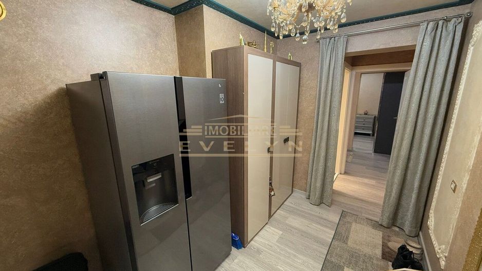 Apartament 3 camere transformat in 2 camere- Etaj 1 - Poză 5