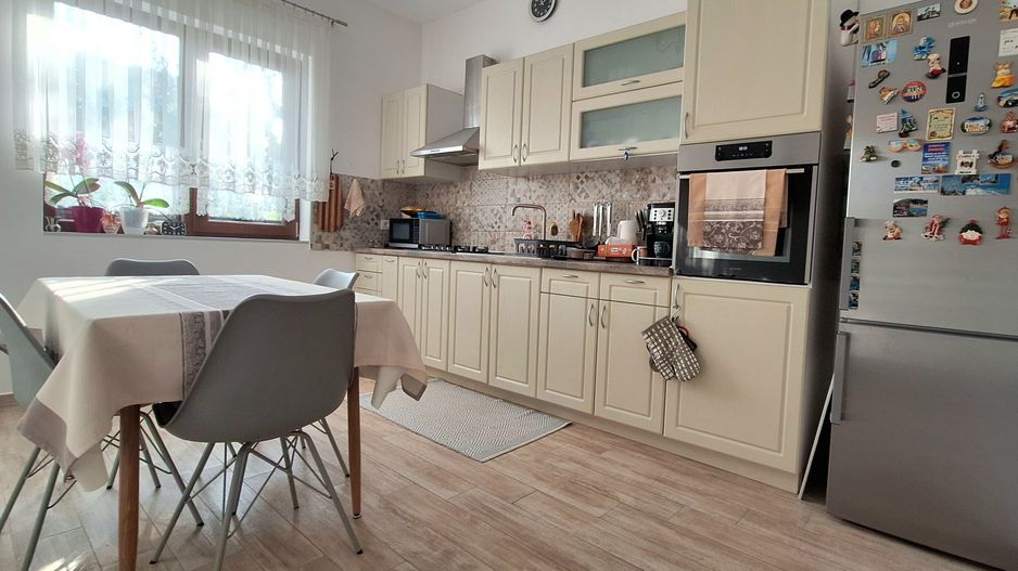 Duplex parter cu teren de 343mp - Poză 8