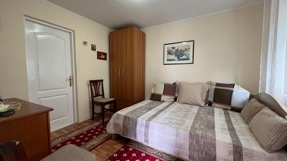 Dacia - Casa  4 camere, mobilată și utilată - Poză 5