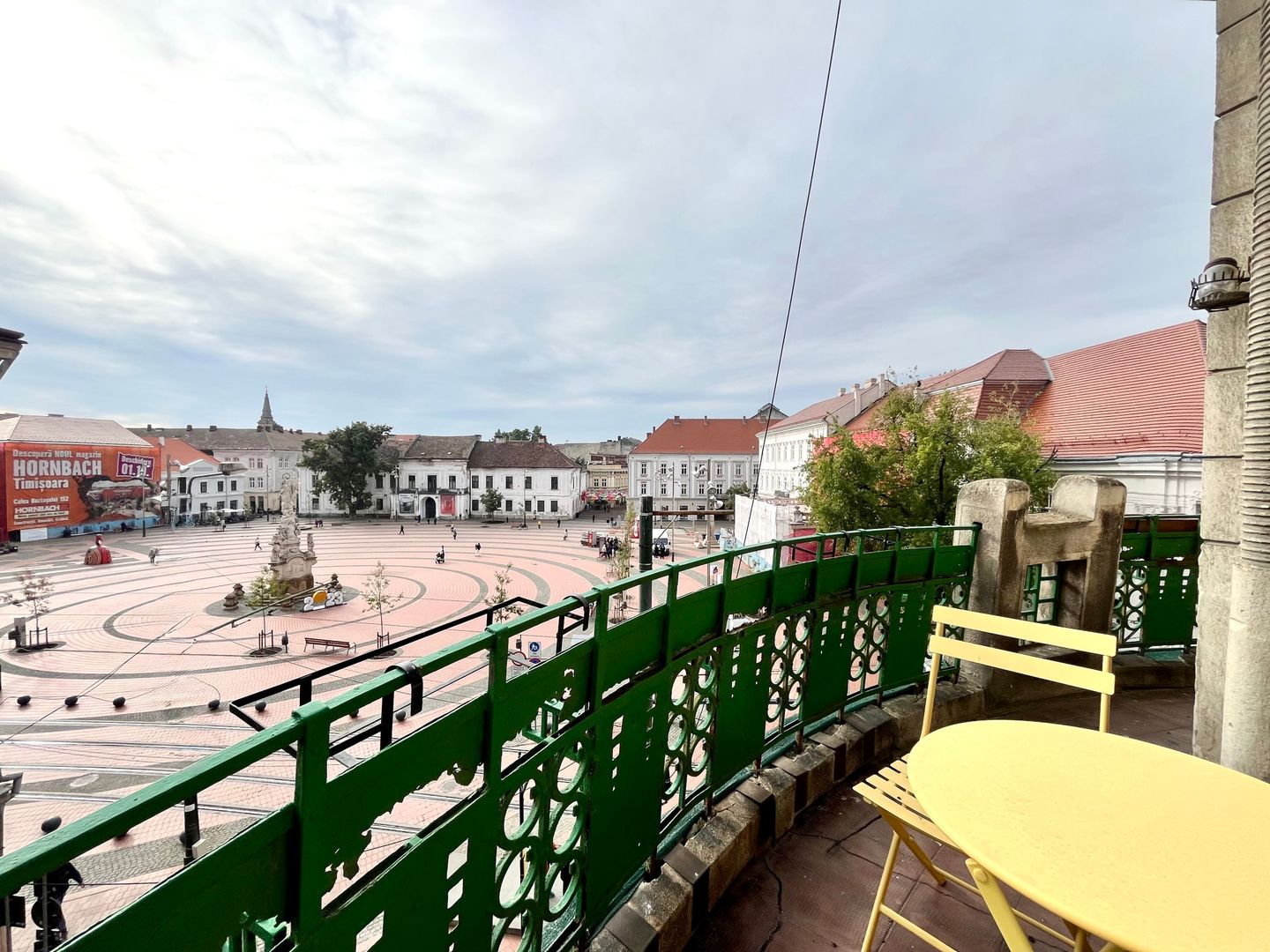 Apartament grandios cu vedere spectaculoasă spre Piața Libertății - Poză 33