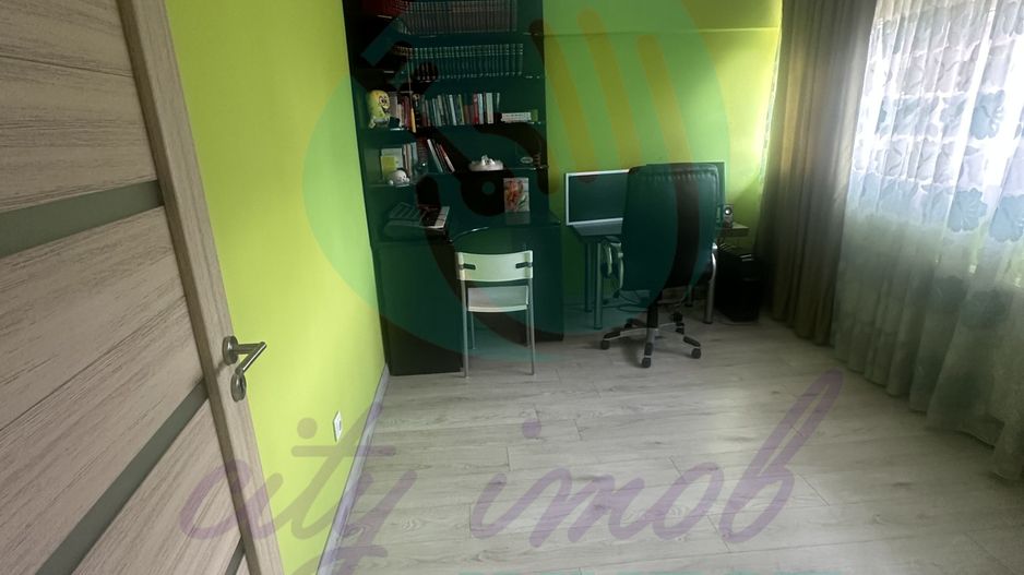 Casa cu teren de 792 mp - Poză 17