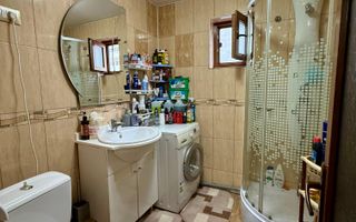 2 Camere Decomandat Renovat - Zona Dacia, Statia Bicaz - Poză 4