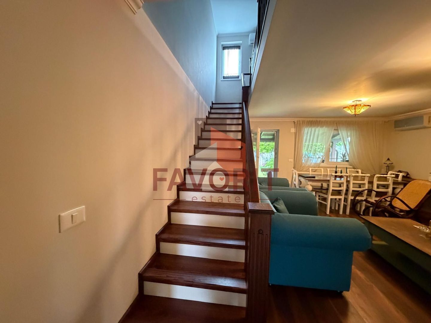 Duplex | 4 camere | Mobilat | Panouri solare | Asfalt | Utvin | - Poză 5