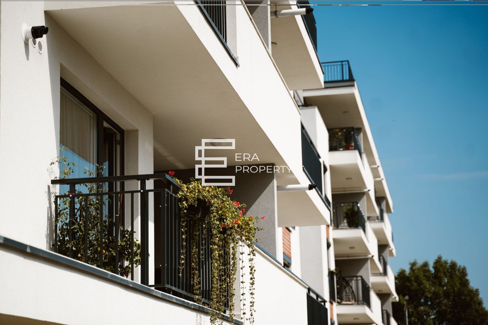 Apartament cu 2 camere, rulouri electrice, încălzire pardoseală, Sibiu - Poză 1