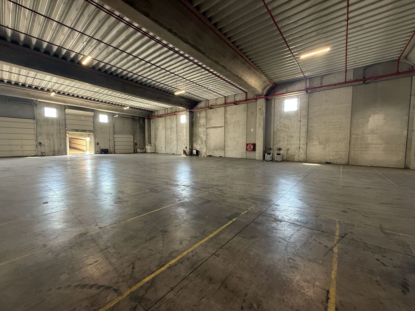 Parc logistic 17000 mp de vânzare, Chitila, investiție cu venit stabil - Poză 3
