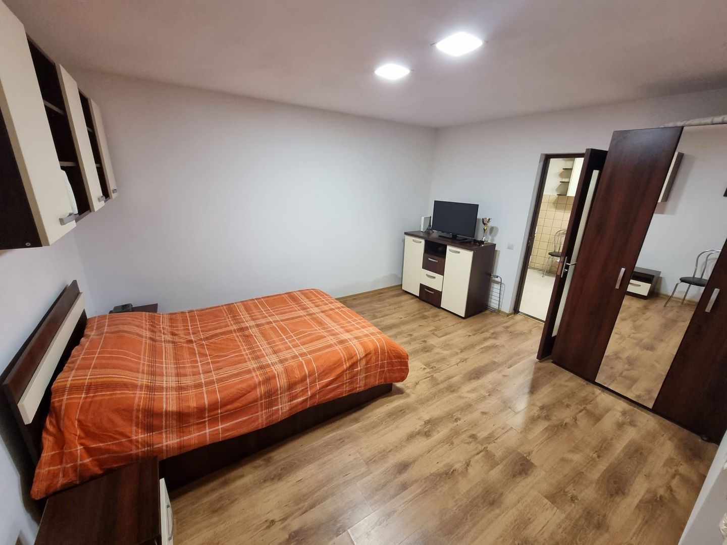 Apartament cu 2 camere la casa de vânzare Mărăști - Poză 5