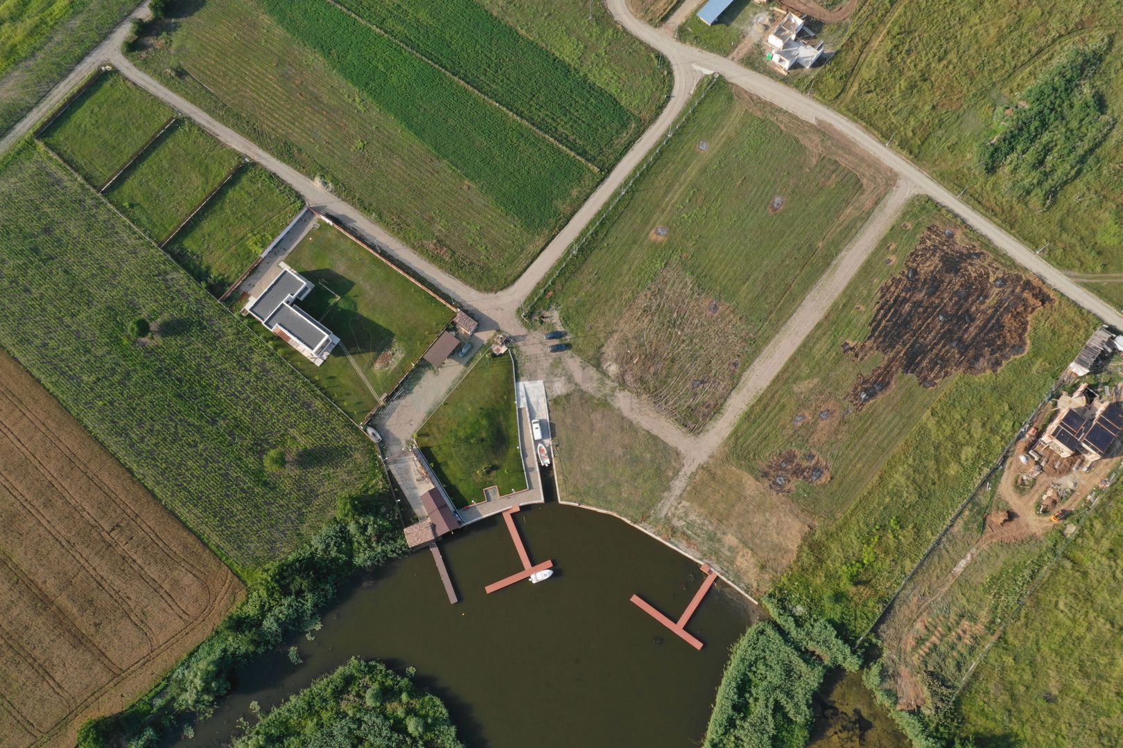 Teren in Delta Snagov modulul 4 - acces la rampa si ponton comun - Poză 1