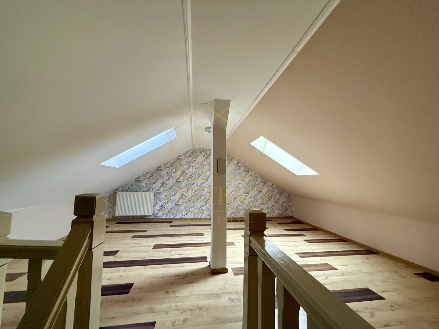 Apartament cu 2 camere renovat complet  |  Dambovita - Poză 7