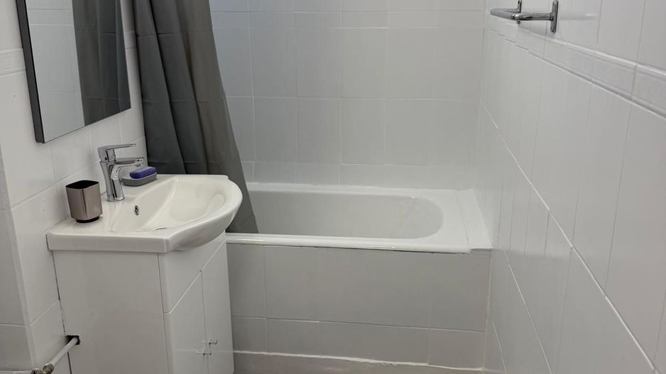 AP. 2 CAMERE - APARATORII PATRIEI, BLOC REABLITAT, METROU 10 MINUTE - Poză 10