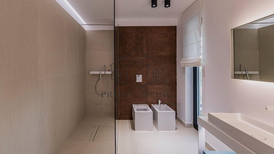 VILA CU 5 DORMITOARE + BIROU LA INCHIRIERE LANGA BRITISH SCHOOL - Poză 15