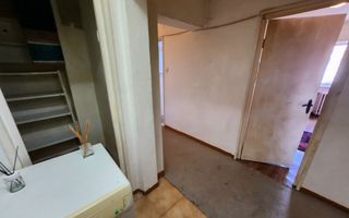 De vanzare apartament 3 camere, etaj 1, Cetate - Poză 13