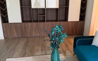 Apartament 2 camere, renovat si amenajat modern, metrou P-ța Unirii la 10 min. - Poză 22