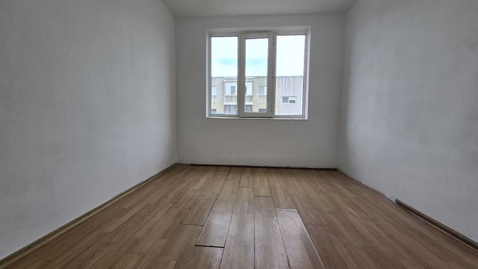 CET - Garsoniera | piata Cet | libera | etaj 3 - Poză 3