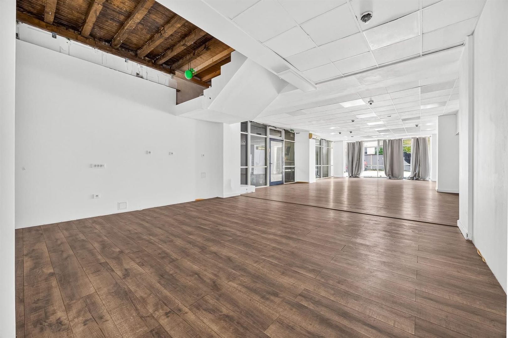 COMISION 0% | SPATIU COMERCIAL | 2 NIVELURI | CENTRUL CIVIC - Poză 11