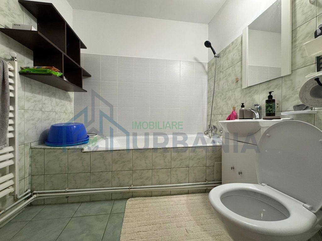 Apartament 3 camere, Nicolina, etaj 1, renovat recent - Poză 6