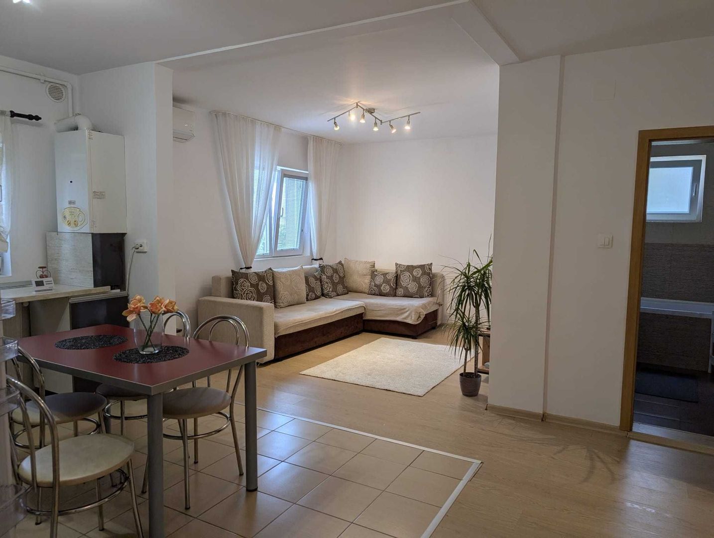 Braytim-Cartierul Florilor | 3 camere | Loc de parcare | Gradina comuna - Poză 2