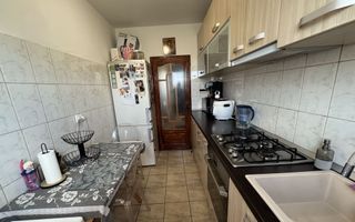 Apartament 2 camere, 41 mp, Rond Zimbru, mobilat si utilat complet - Poză 2
