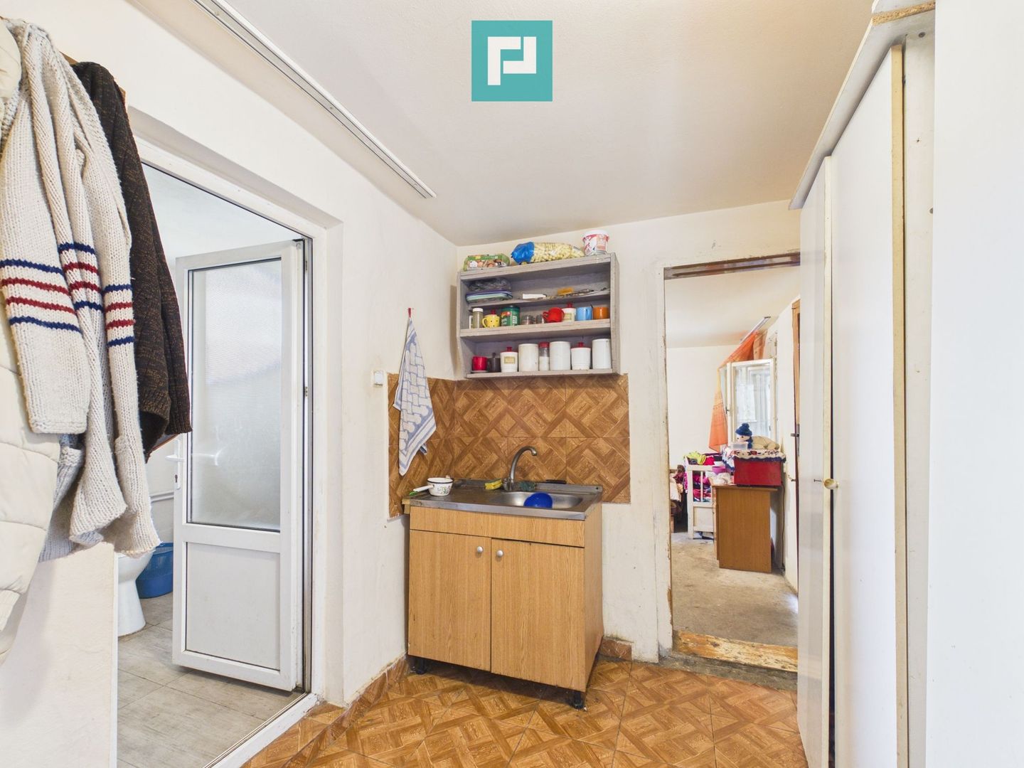 2 case cu teren de 2253 mp în Archiș - Poză 6