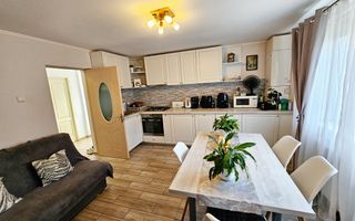 Casa 4 camere, 2 bai, 2 bucatarii, 1050 mp teren, zona Centru - Poză 7