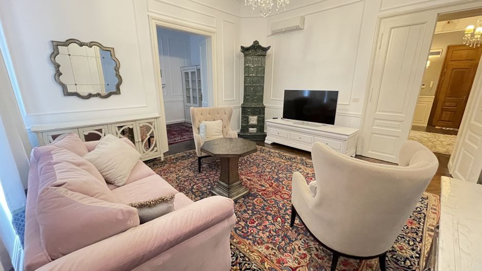APARTAMENT DE  LUX  IN ZONA NEPTUN - Poză 2