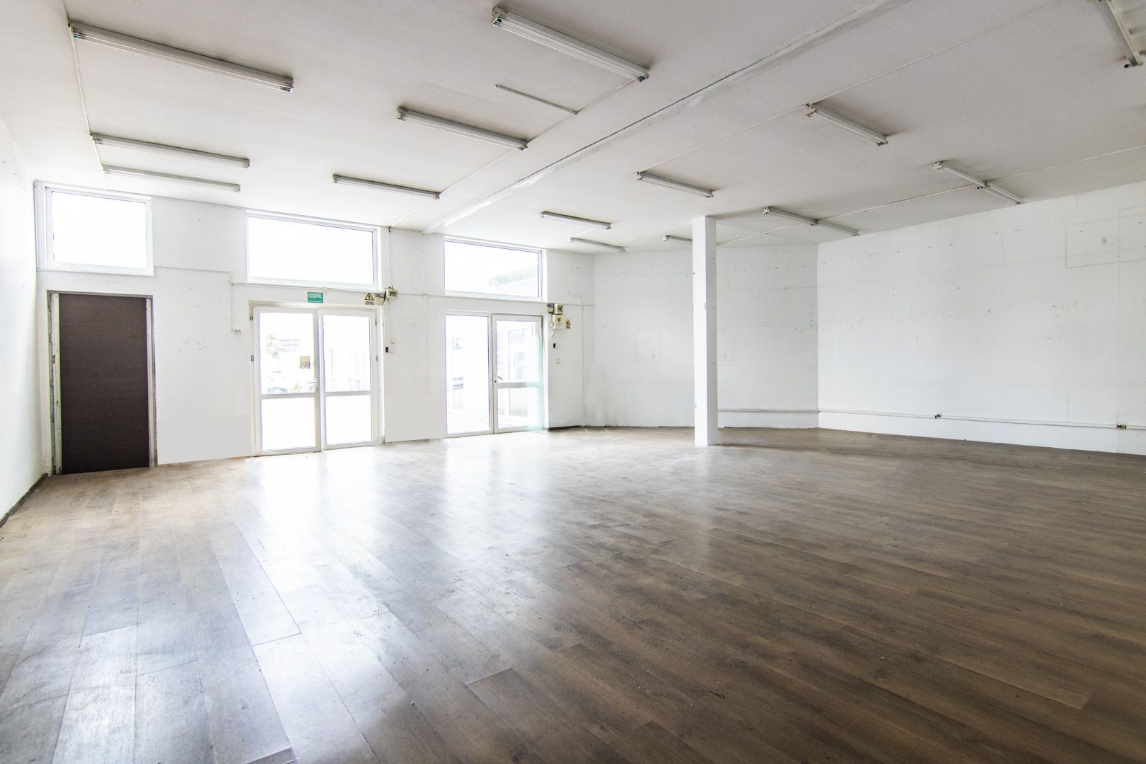 Spatiu Comercial | DE INCHIRIAT | Valea Cascadelor | Depozit | Showroom | Retail - Poză 2