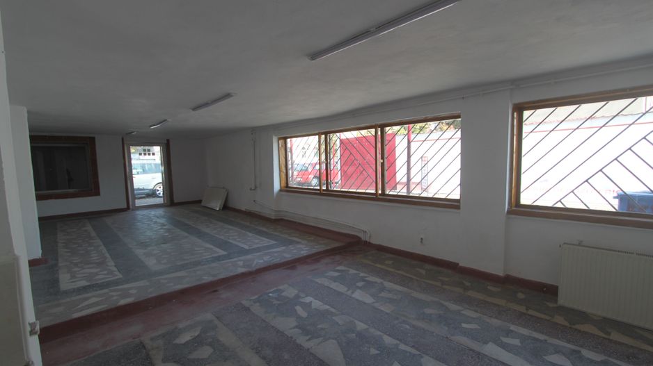 Spațiu comercial - 58 mp de închiriat -  Badea Cartan - Poză 10