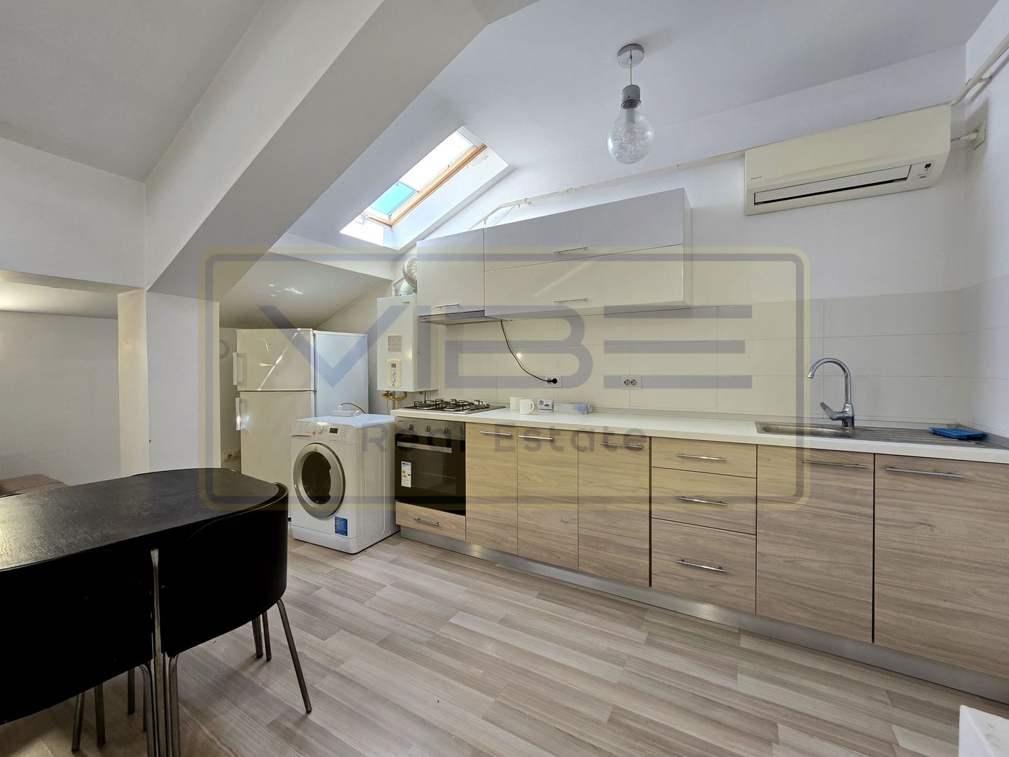 Piata Chirila- bloc nou- 2 camere - 400euro - Poză 1