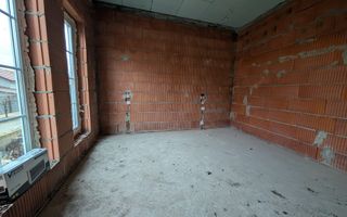 Casă individuală | Parter | Toate utilitatile | Finisaje premium | Curte | Pod - Poză 9