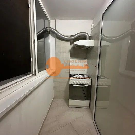 2 camere la 300m de metrou Crangasi - Poză 3