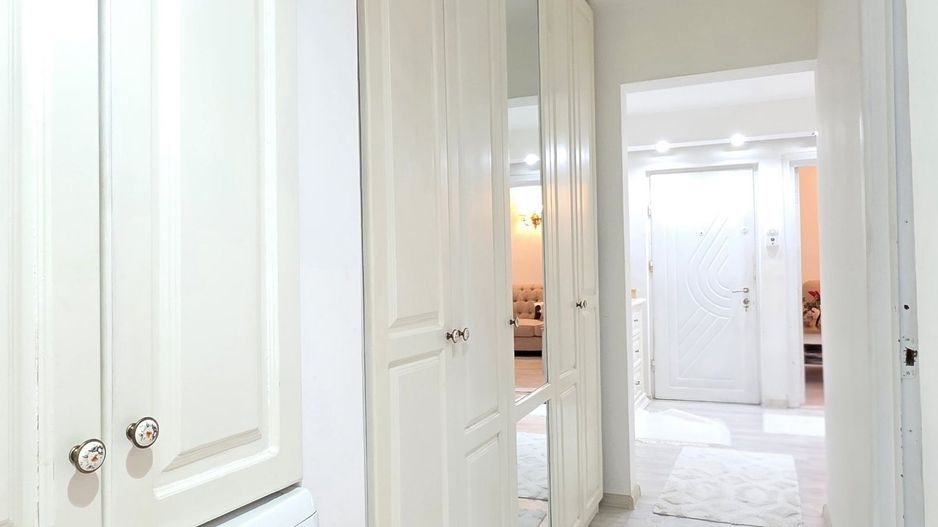 Apartament cu 3 camere, etaj 1, mobilat și utilat, zona FILATURII; - Poză 10