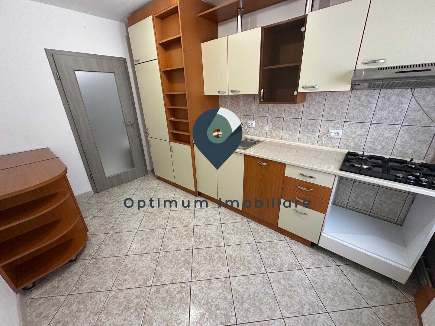 Apartament cu 3 camere, 2 bai in Manastur, zona Piata Flora ! - Poză 2