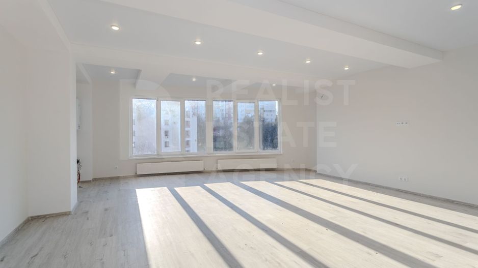 Vânzare, apartament, 4 camere, str. Boţu Pavel, Centru - Poză 2