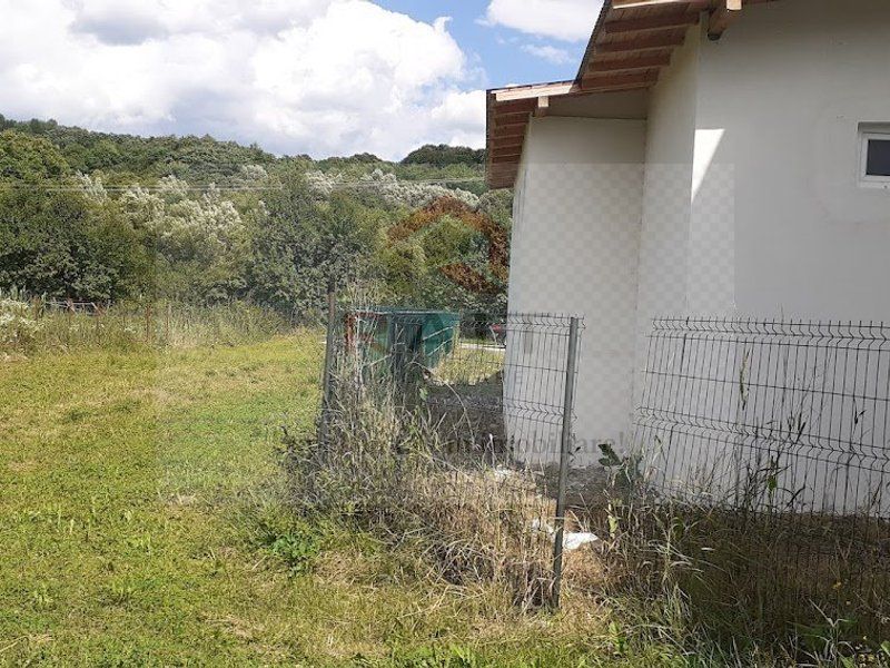 Hala de Inchiriat Godeni Arges - Poză 6