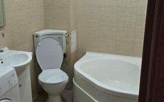 Garsoniera decomandata. Zona Aurel Persu. Cu Centrala proprie. An 2012. - Poză 5