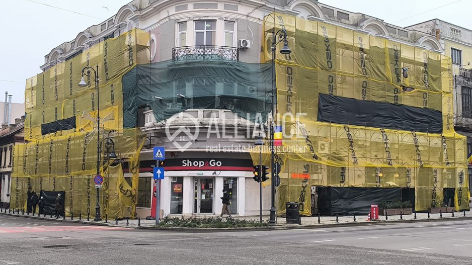 CENTRU HOTEL GRAND(COD03)- Cladire de birouri emblematica ! - Poză 2