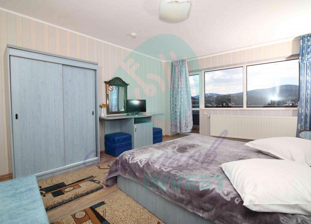 Vila cu 24 de camere cu priveliste superba ideal investitie in PREDEAL - Poză 16