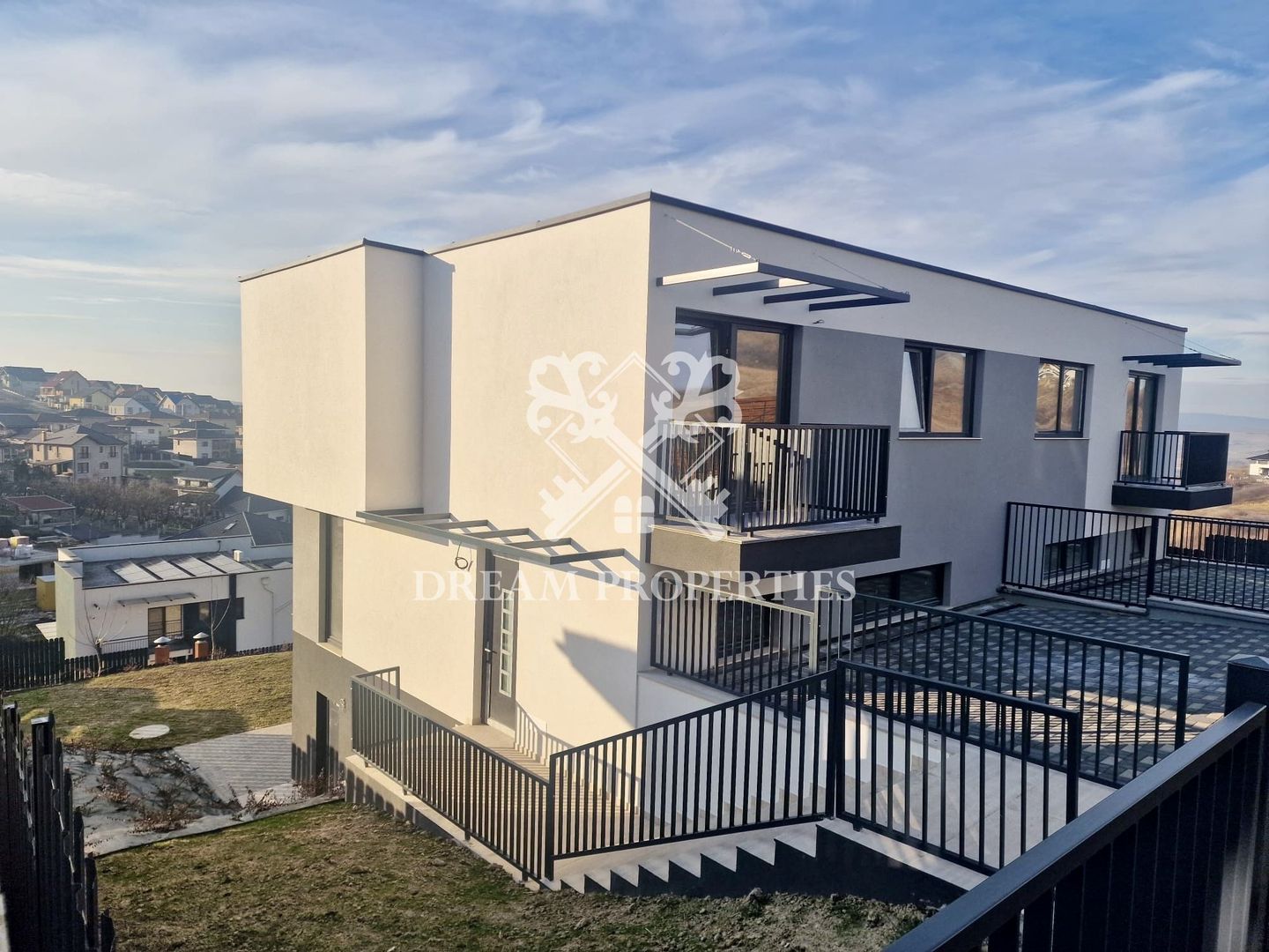 Duplex de vânzare în Dezmir, priveliște superbă! - Poză 14