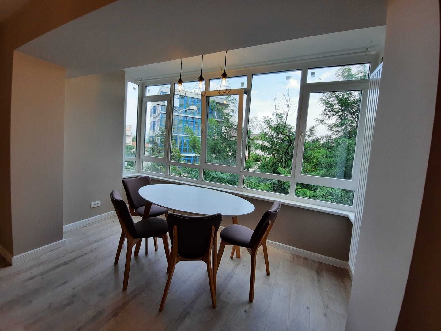 Apartament 3 camere renovat recent ,80 mp, 2 băi – Aviator Popișteanu - Poză 3