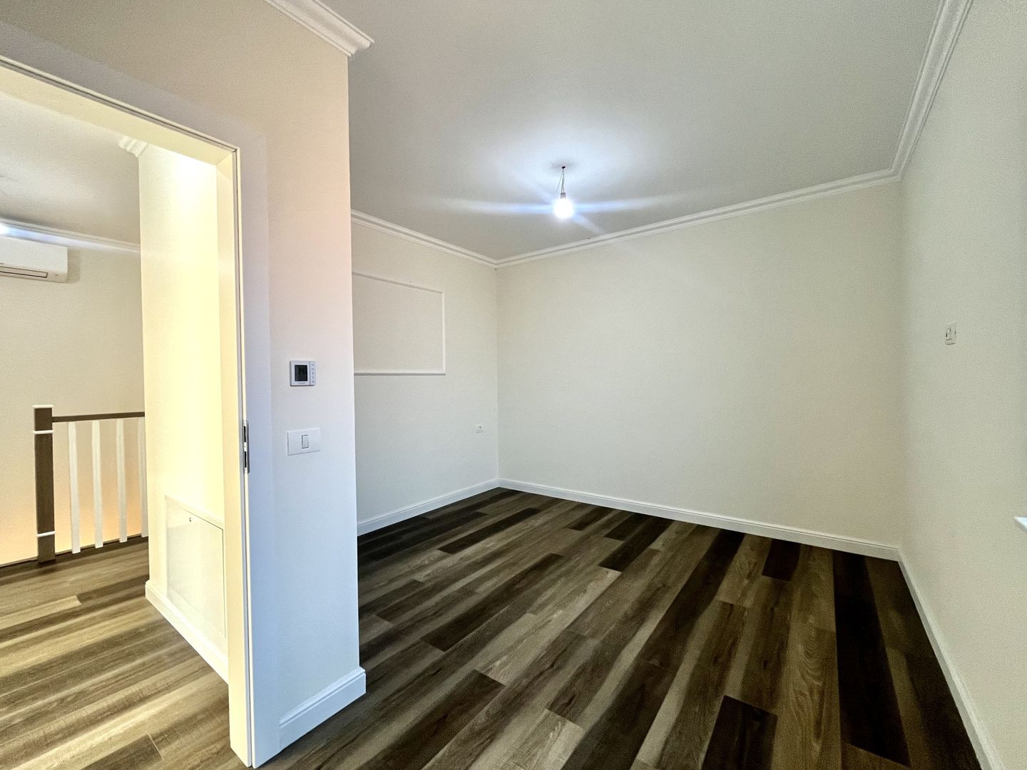 Duplex premium în Moșnița Nouă, separat prin camera tehnică, P+ 1 etaj - Poză 19