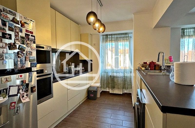 Apartament de închiriat cu 3 camere zona Ultracentrală, Oradea - Poză 6