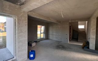 Casa single, finisata LA GRI- Talmaciu, zona cu peisaj superb, 400 mp - Poză 2