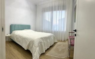 Casa individuala superba si curte de inchiriat - Poză 3
